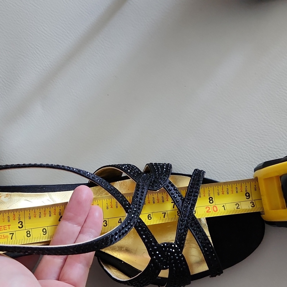 Sandals - Picture 3 of 3